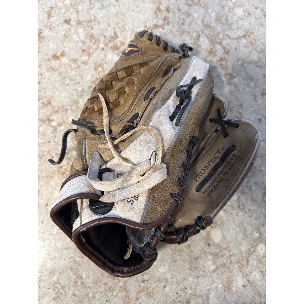 Mizuno Prospect GPP1101 11 Inch Youth Baseball Glove Brown PowerClose Right Hand